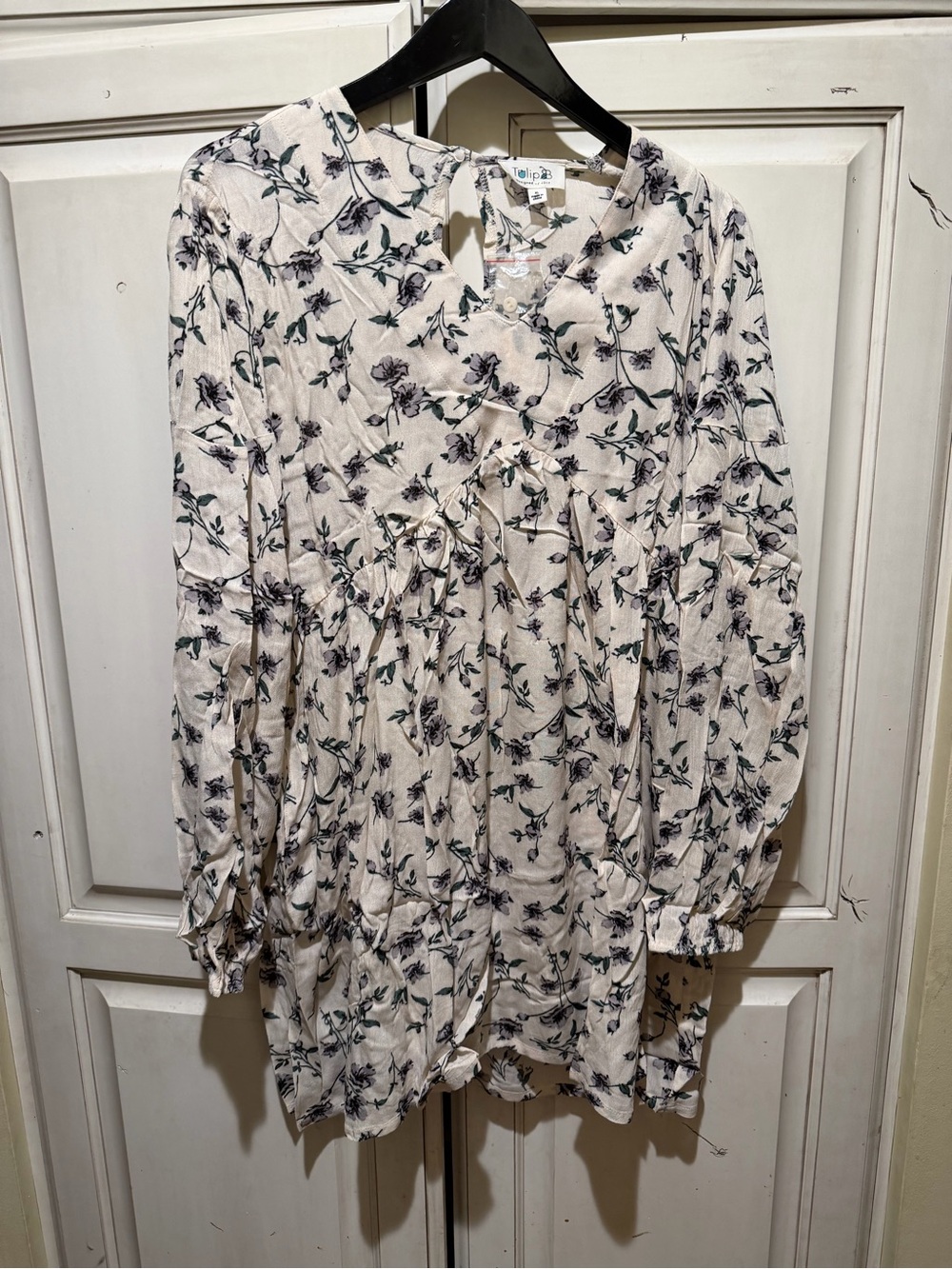 Light Cream Floral Long-Sleeve Women's Blouse